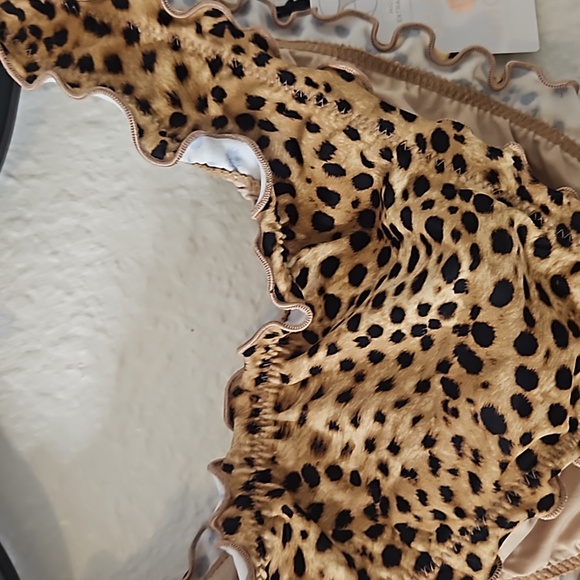 Women's Leopard Shade & Shore Swim Bottoms. Size Med 8-10 NWT - Picture 4 of 10